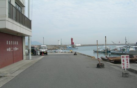 岩屋漁港11.JPG