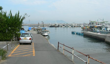 岩屋漁港17.JPG